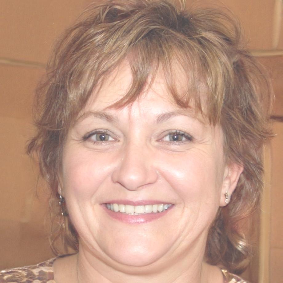 Professional headshot of Mei-Lin Chen